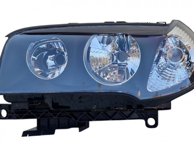 BMW X3 (E83)  2004.01.01-2006.12.31 utángyártott új bal első fényszóró 2H7 fehér (motorral) TYC
