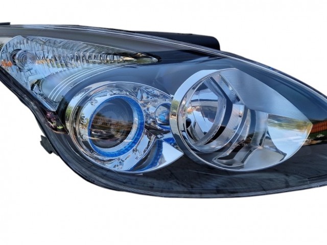 Hyundai I 30 2009-2012 utángyártott új jobb első fényszóró H1/H7 fek. h. (motorral) TYC