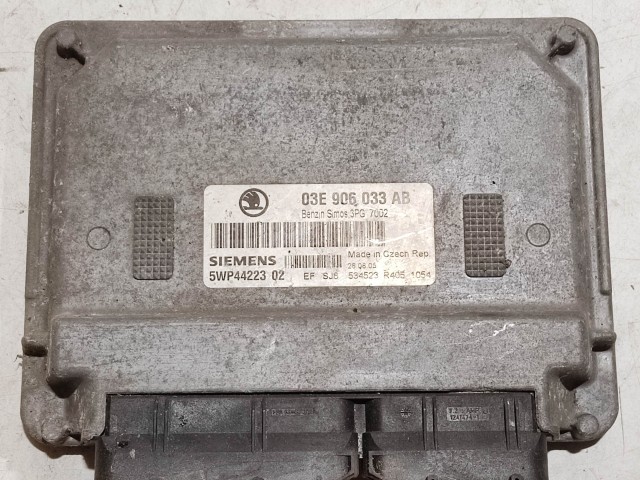 Skoda Fabia, Volkswagen Polo, Seat Cordoba, Ibiza motorvezérlő Siemens 5WP4422302 03E906033AB