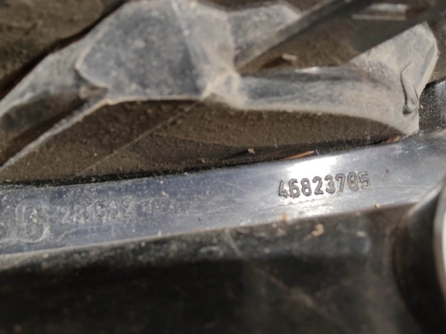 218465 Fiat Stilo 2001-2007  3 ajtós jobb hátsó lámpa, izzó foglalat nélkül, a képen látható állapotban