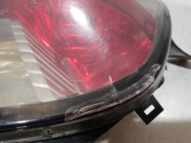 218465 Fiat Stilo 2001-2007  3 ajtós jobb hátsó lámpa, izzó foglalat nélkül, a képen látható állapotban