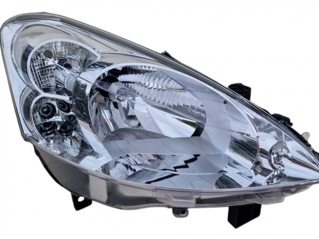Peugeot Partner, Partner Tepe 2008.04.01-2012.03.31 utángyártott új jobb első fényszóró H4 (motorral) DEPO