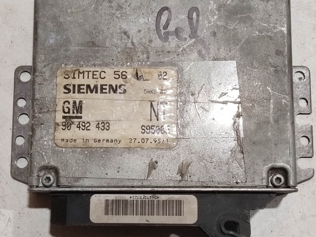 Opel Omega B 2,0 16v Benzin motorvezérlő  Siemens  