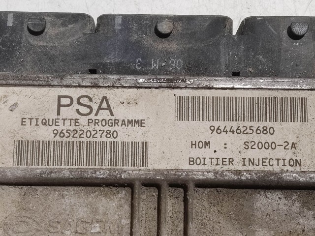 Peugeot 206 1,4 8v Benzin Motorvezérlő 9644625680