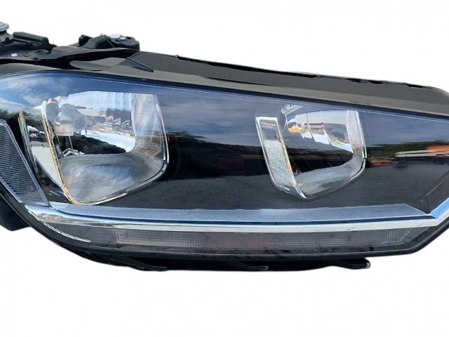 Volkswagen VW GOLF SPORTSVAN VII 2014.02.-2017.11. utángyártott új jobb első fényszóró H7/H15, motorral (fekete házas)DEPO