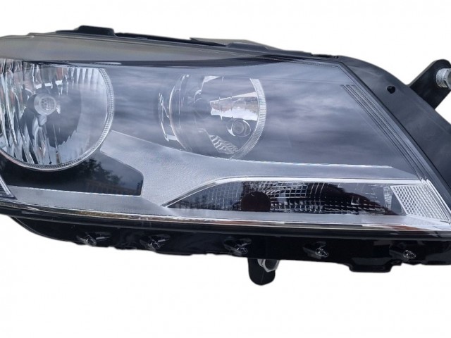 Volkswagen Passat B7 2010.11.01-2014.07.20 utángyártott új jobb első fényszóró 2H7, fekete házas (motorral) DEPO