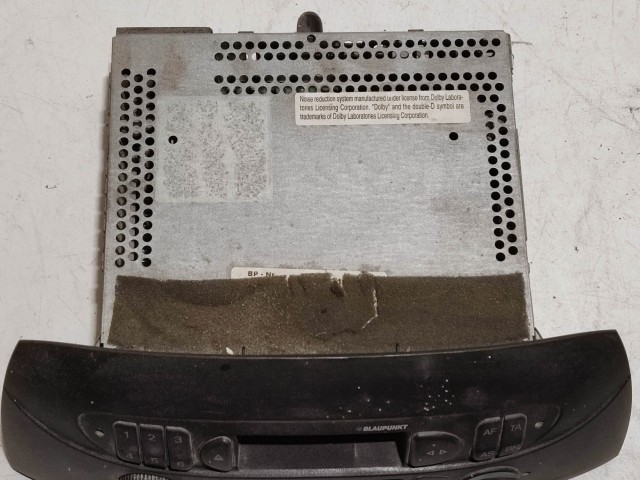 218909 Fiat Punto II.-III. kazettás rádió Blaupunkt, Kód nincs hozzá!!!!