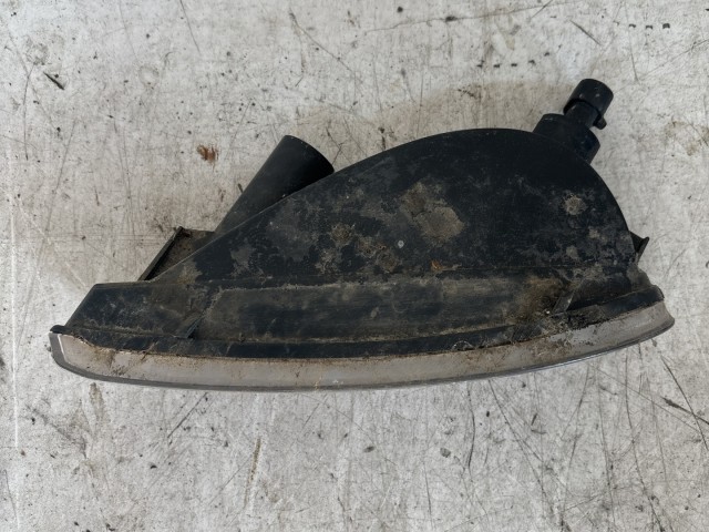 216939 Alfa Romeo GT 2003-2010 bal első index, a képen látható sérüléssel