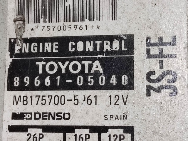 Toyota Carina E 2,0 16v benzin motorvezérlő MB175700-5961 , 89661-05040