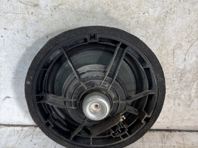 Fiat Sedici 2006-2014 Hangszóró használt Első