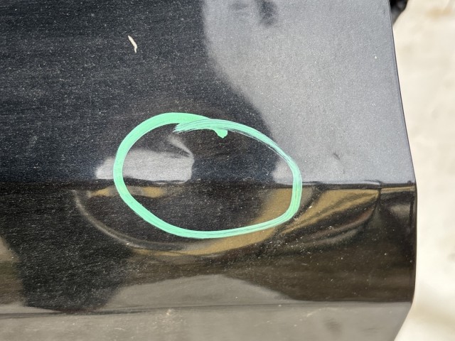 219043 Toyota Auris E18 2012-2019 jobb első ajtó, a képen látható sérüléssel