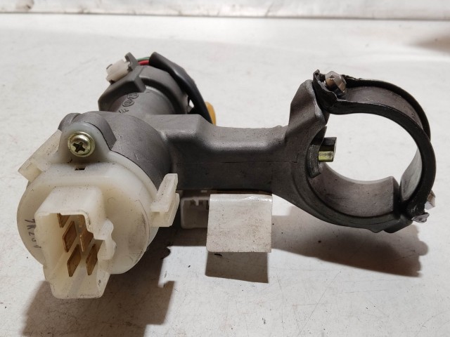 Kia Rio 2005-2011 2005-2011 Gyújtáskapcsoló ház használt
