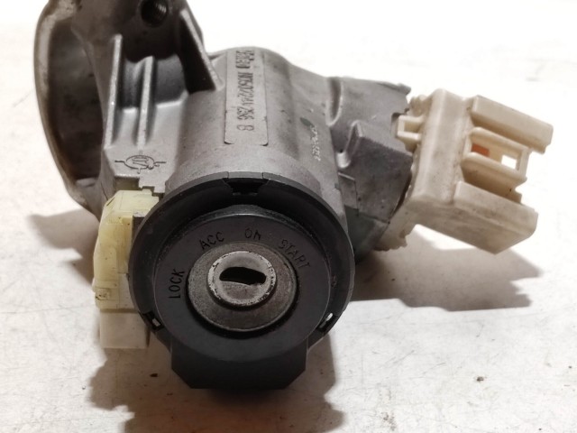 Toyota Yaris II. 2006-2011 2006-2011 Gyújtáskapcsoló ház használt