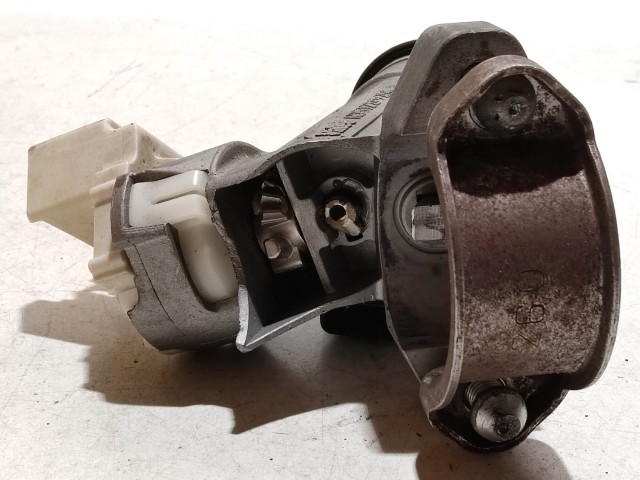 Toyota Yaris II. 2006-2011 2006-2011 Gyújtáskapcsoló ház használt
