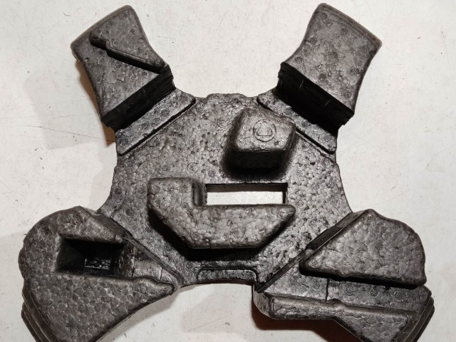 Ford Kuga I. 2008-2012 2008-2012 Emelő szett használt