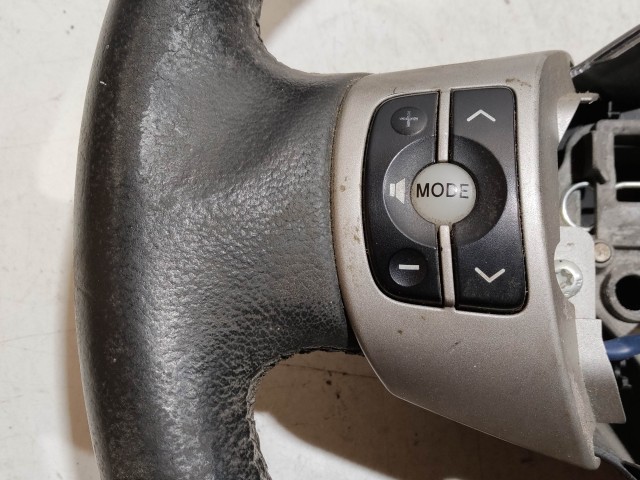 Toyota Yaris II. 2006-2011 2006-2011 Kormánykerék használt Fekete multikormányos bőr  