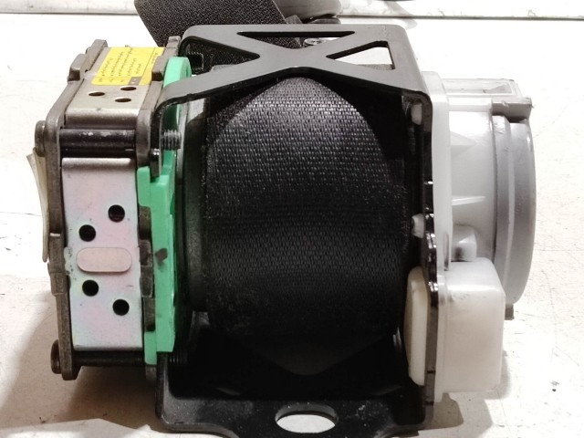 Toyota Yaris II. 2006-2011 bal első biztonsági öv 305563199FKA-AC