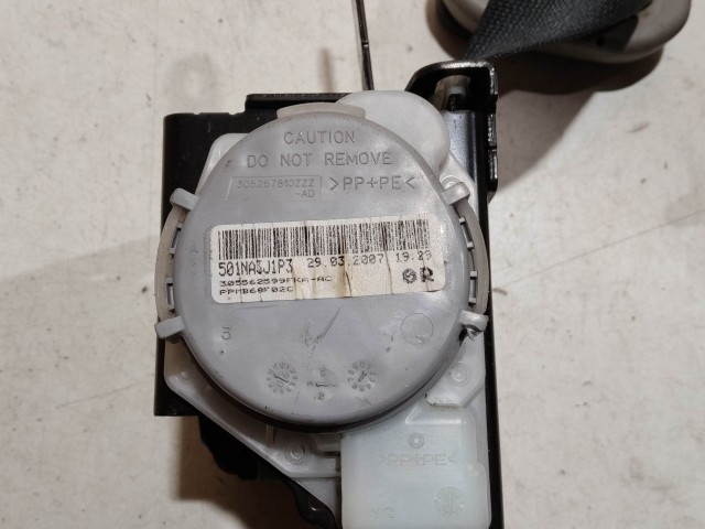 Toyota Yaris II. 2006-2011 jobb első biztonsági öv 305562599FKA-AC