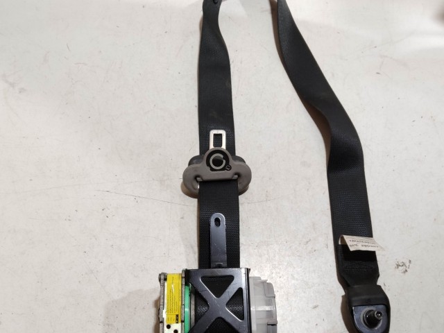 Toyota Yaris II. 2006-2011 jobb első biztonsági öv 305562599FKA-AC