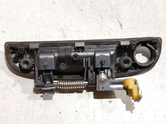 Kia Rio 2005-2011 Kilincs használt bal első külső