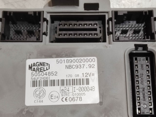 222146 Alfa Romeo 147 1,9 8v Diesel motorvezérlő szett 51806558 , 0281012965
