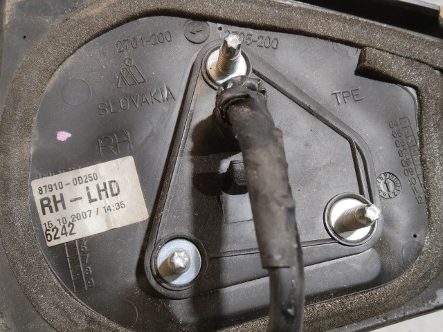 111926 Toyota Yaris II. 2006-2011 jobb oldali visszapillantó tükör 3 vezetékes