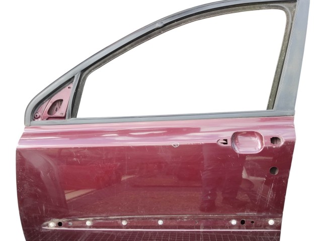 110048 Fiat Stilo 2001-2007 bal első ajtó, a képen látható sérüléssel