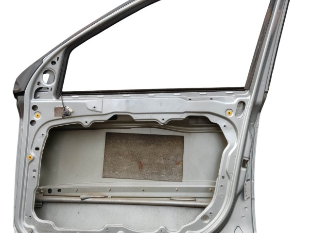 110056 Fiat Stilo 2001-2007 jobb első ajtó, a képen látható sérüléssel