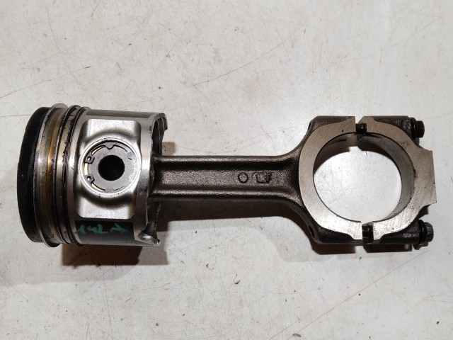 Fiat Stilo 1,9 8v Diesel dugattyú hajtókarral 192A8000