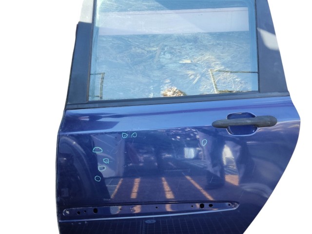 222297 Fiat Stilo 5 ajtós, bal hátsó kék színű ajtó, a képen látható sérüléssel