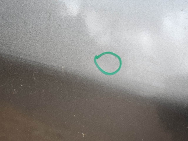 136226 Alfa Romeo GT 2003-2010 bal ajtó, a képen látható sérüléssel
