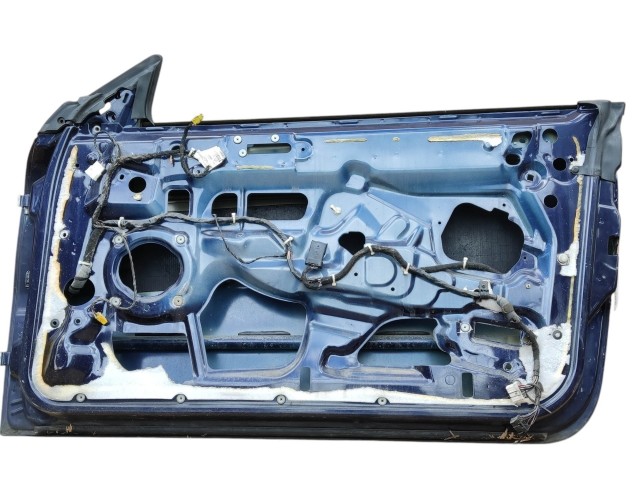 110029 Alfa Romeo GT 2003-2010 jobb ajtó, a képen látható sérüléssel