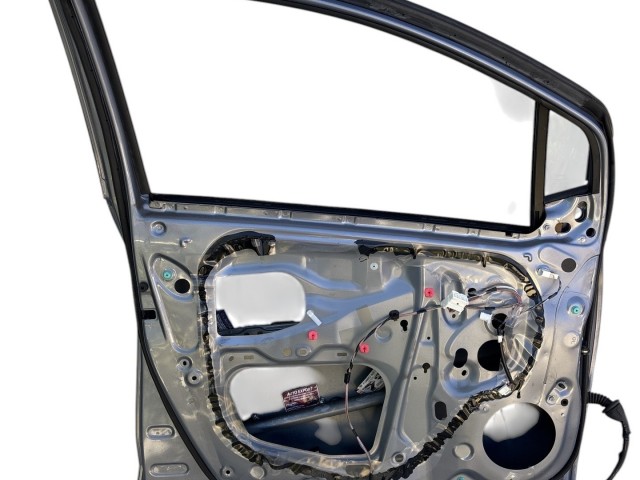 216877 Toyota Yaris II. 2006-2011 bal első ajtó