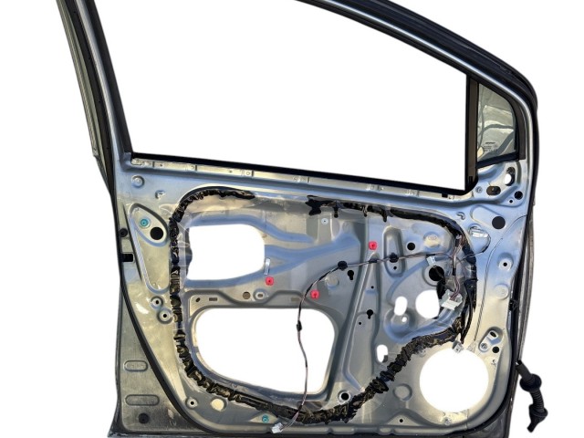 216878 Toyota Yaris II. 2006-2011 bal első ajtó