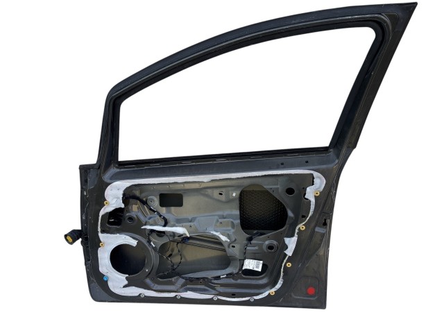 216281 Fiat Linea 2007-2017 jobb első ajtó, a képen látható sérüléssel