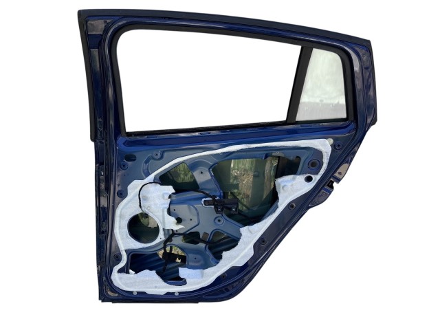 216183 Fiat Bravo 2007-2014 fekete színű jobb hátsó ajtó, a képen látható sérüléssel