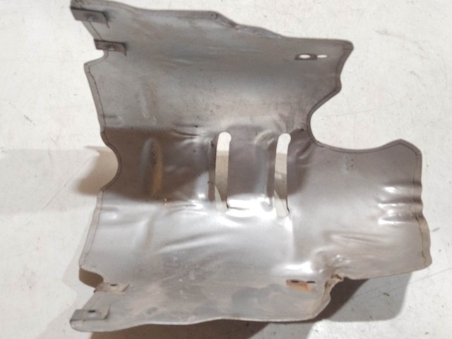 Ford Fiesta 2008-2017 2008-2017 Kipufogó hővédő lemez használt  