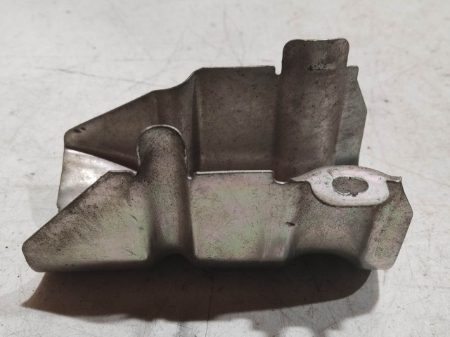 Ford Fiesta 2008-2017 2008-2017 Lambda szonda hővédő lemez használt  