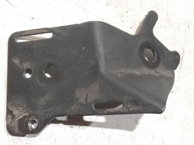 Ford Fiesta 2008-2017 2008-2017 Lambda szonda hővédő lemez használt  