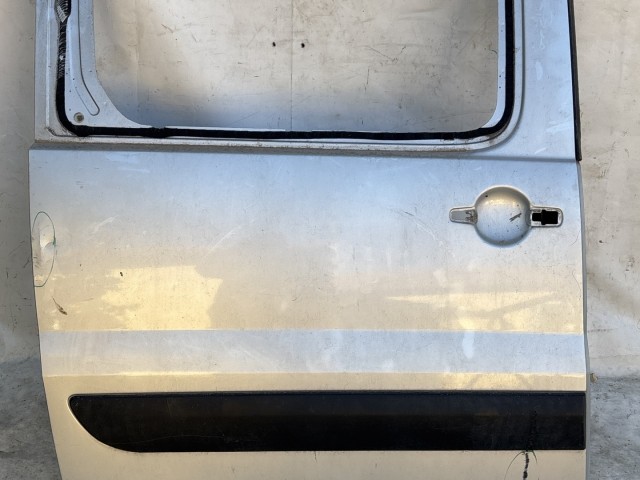 219277 Fiat Scudo, Citroen Jumpy, Peugeot Expert 2007-2016 jobb tolóajtó,a képen látható sérüléssel