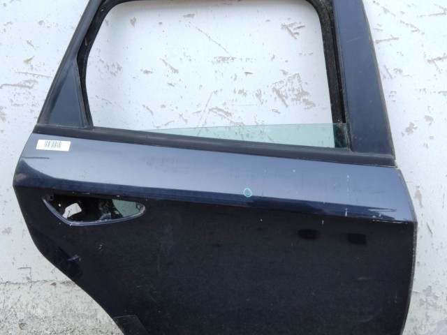 136429 Alfa Romeo 159 2005-2011 kombi jobb hátsó ajtó, a képen látható sérüléssel