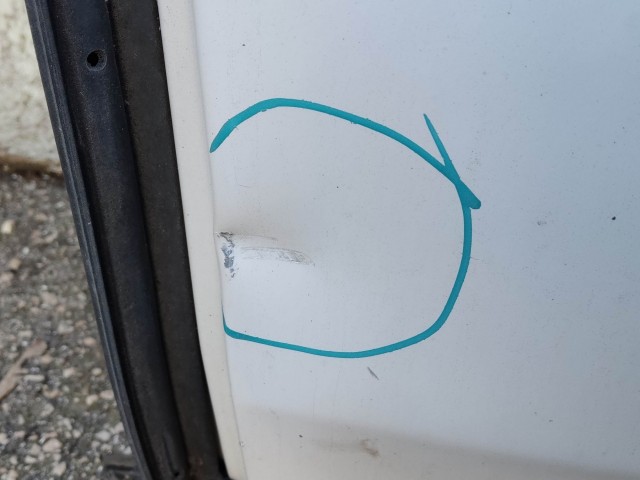 222477 Fiat Fiorino jobb hátsó zárt raktérajtó, a képen látható sérüléssel
