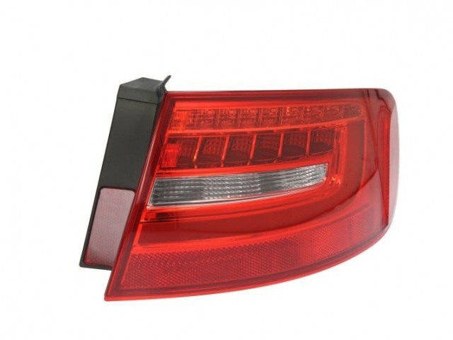 Audi A4 B8 2011-2016 utángyártott új jobb hátsó külső lámpa LED-es (Kombi) MM