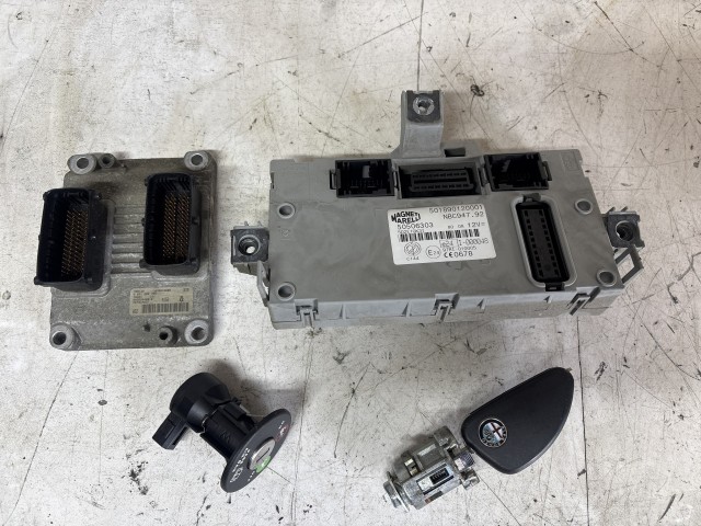 219345 Alfa Romeo GT 2003-2010 1,8 16v benzin motorvezérlő szett 50506303