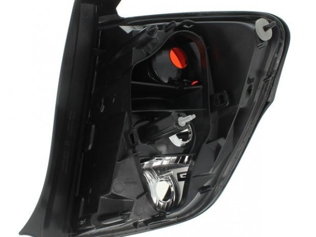 Citroen C3 2010-2013 utángyártott új bal hátsó külső lámpa 