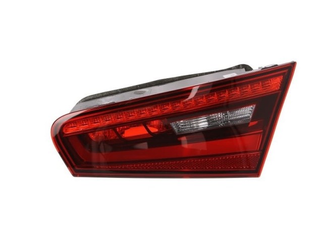 Audi A3 (8V1, 8VK,) 2012-2016 utángyártott új jobb hátsó belső lámpa LED MM
