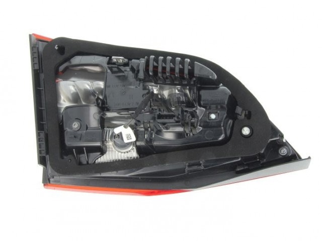 Opel Astra K 2015-2019 utángyártott új jobb hátsó belső lámpa LED (kombi) VALEO