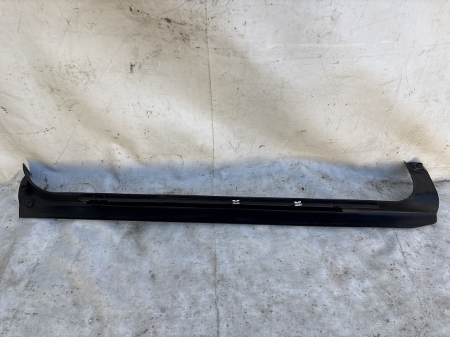 Alfa Romeo GT 2003-2010 2003-2010 Küszöb belső borítás használt Jobb első 