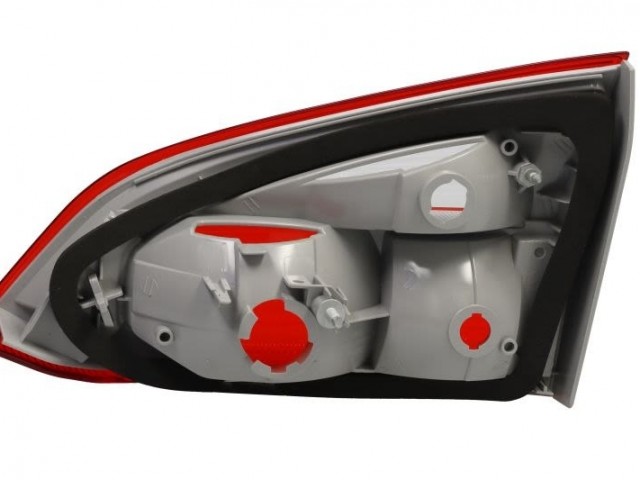 Ford Focus III. 2011-2014 utángyártott új bal hátsó belső lámpa (Kombi) TYC