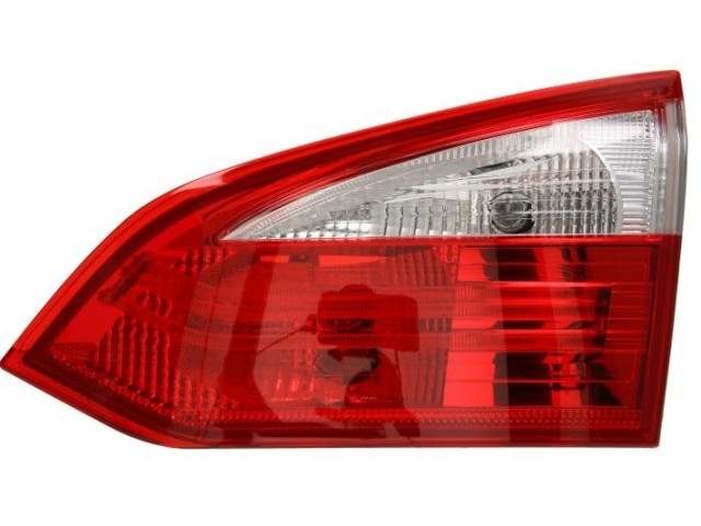 Ford Focus III. 2011-2014 utángyártott új jobb hátsó belső lámpa kombi Visteon